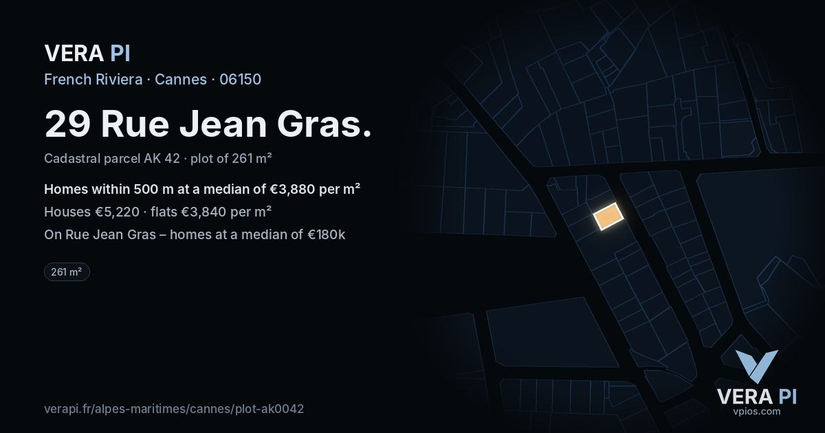 29 Rue Jean Gras, Cannes at night – the plot lit, the parcels around coloured by the prices near them