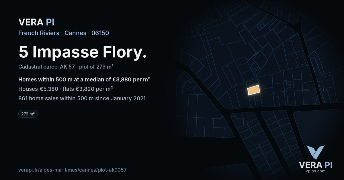 5 Impasse Flory, Cannes at night – the plot lit, the parcels around coloured by the prices near them