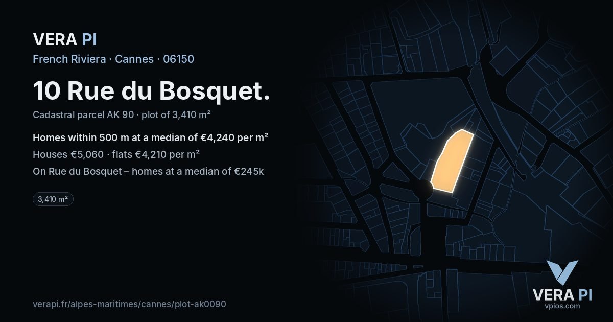 10 Rue du Bosquet, Cannes at night – the plot lit, the parcels around coloured by the prices near them