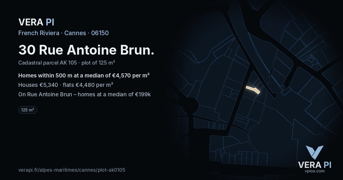 30 Rue Antoine Brun, Cannes at night – the plot lit, the parcels around coloured by the prices near them