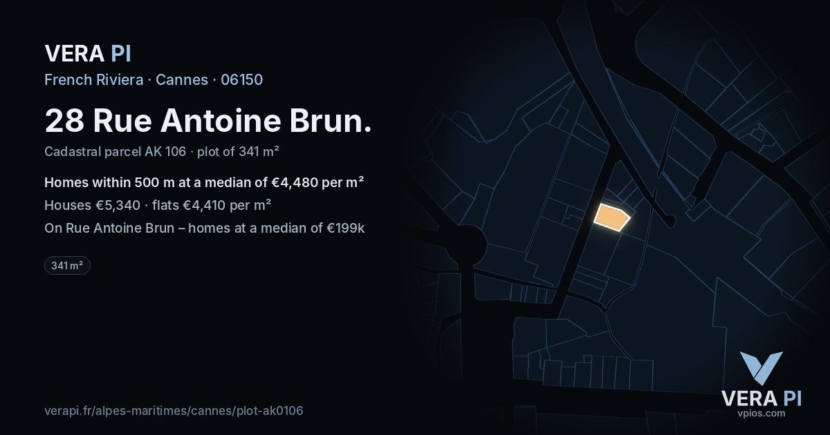28 Rue Antoine Brun, Cannes at night – the plot lit, the parcels around coloured by the prices near them
