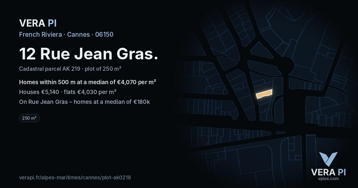 12 Rue Jean Gras, Cannes at night – the plot lit, the parcels around coloured by the prices near them