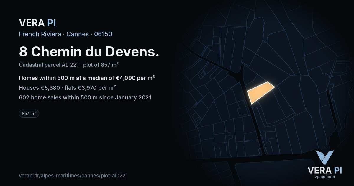 8 Chemin du Devens, Cannes at night – the plot lit, the parcels around coloured by the prices near them