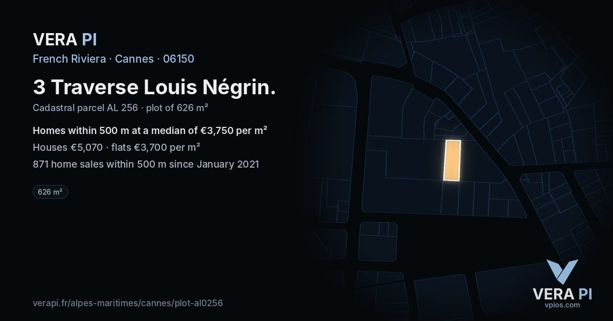 3 Traverse Louis Négrin, Cannes at night – the plot lit, the parcels around coloured by the prices near them