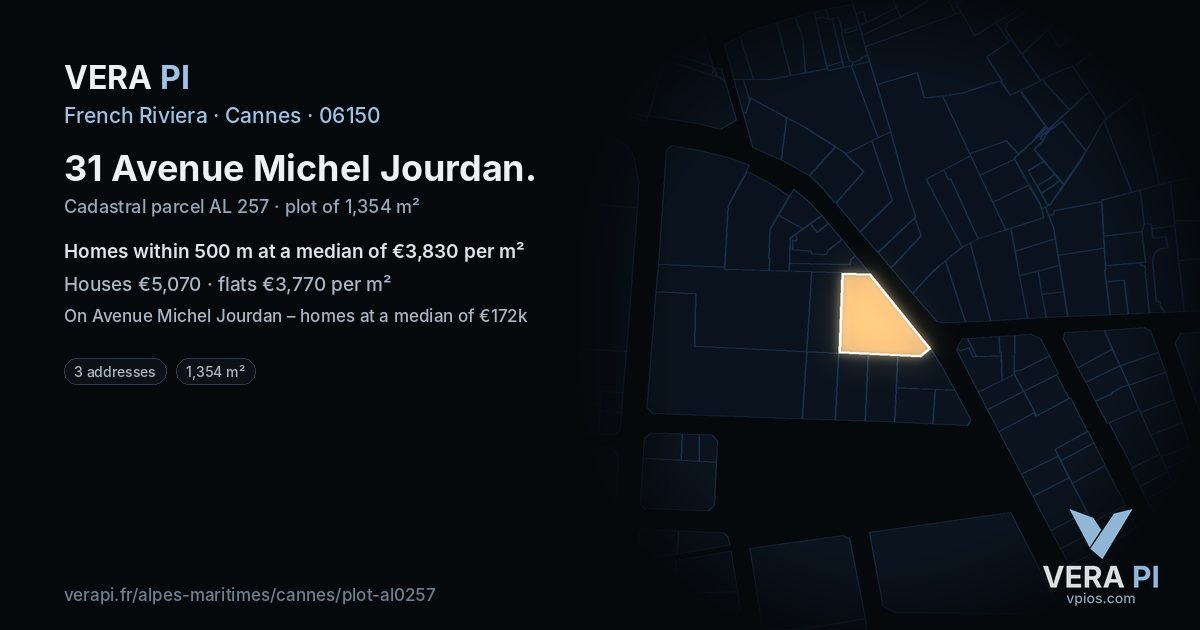 31 Avenue Michel Jourdan, Cannes at night – the plot lit, the parcels around coloured by the prices near them