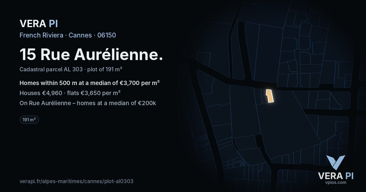 15 Rue Aurélienne, Cannes at night – the plot lit, the parcels around coloured by the prices near them