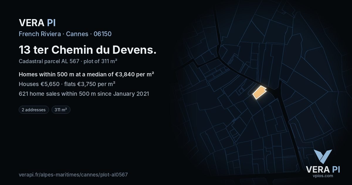 13 ter Chemin du Devens, Cannes at night – the plot lit, the parcels around coloured by the prices near them