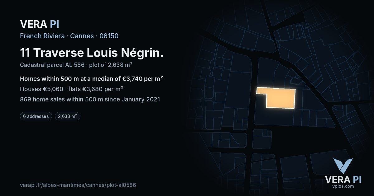 11 Traverse Louis Négrin, Cannes at night – the plot lit, the parcels around coloured by the prices near them
