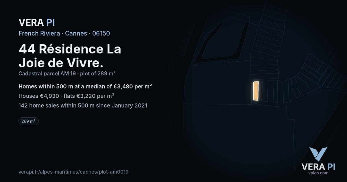 44 Résidence La Joie de Vivre, Cannes at night – the plot lit, the parcels around coloured by the prices near them