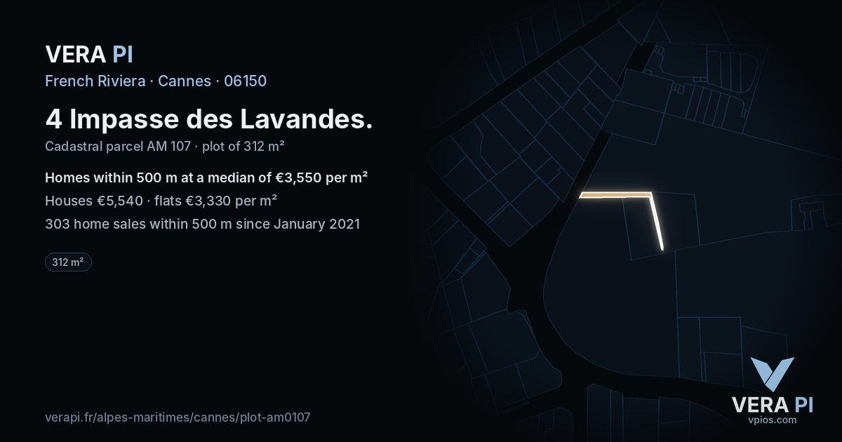 4 Impasse des Lavandes, Cannes at night – the plot lit, the parcels around coloured by the prices near them