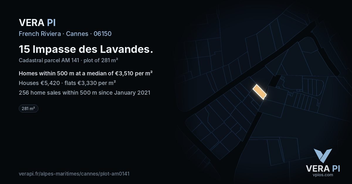 15 Impasse des Lavandes, Cannes at night – the plot lit, the parcels around coloured by the prices near them