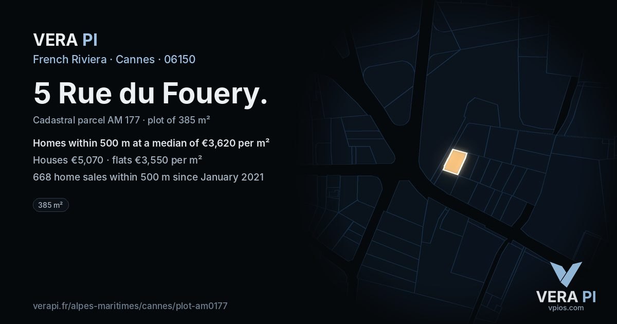 5 Rue du Fouery, Cannes at night – the plot lit, the parcels around coloured by the prices near them