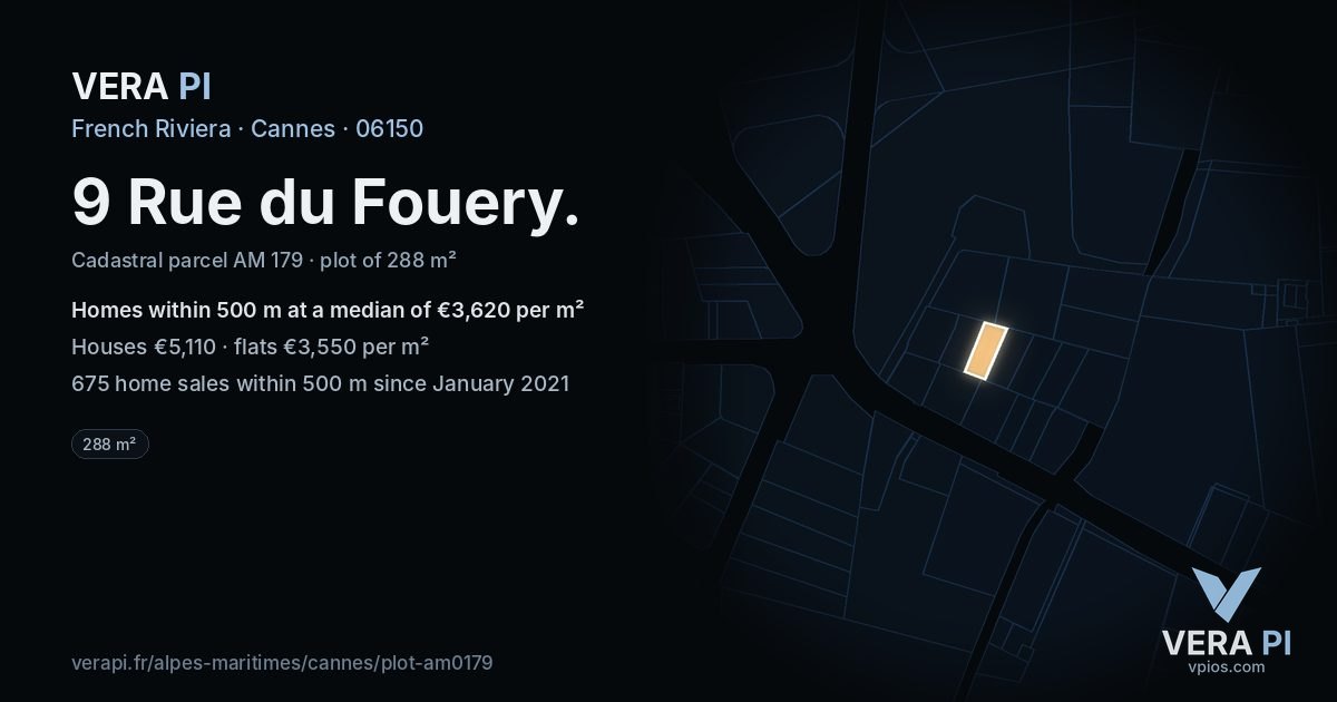 9 Rue du Fouery, Cannes at night – the plot lit, the parcels around coloured by the prices near them