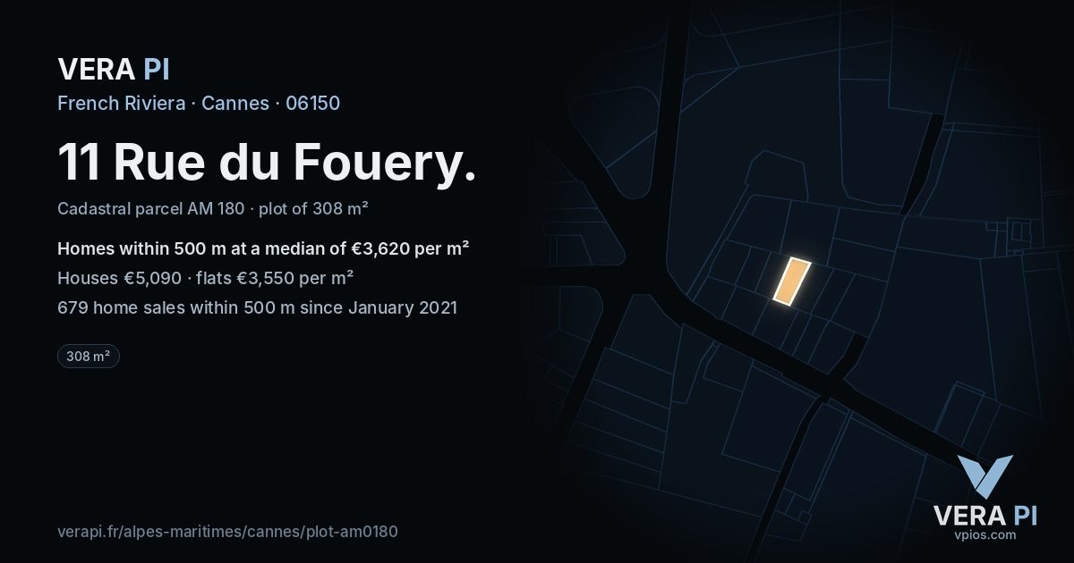 11 Rue du Fouery, Cannes at night – the plot lit, the parcels around coloured by the prices near them