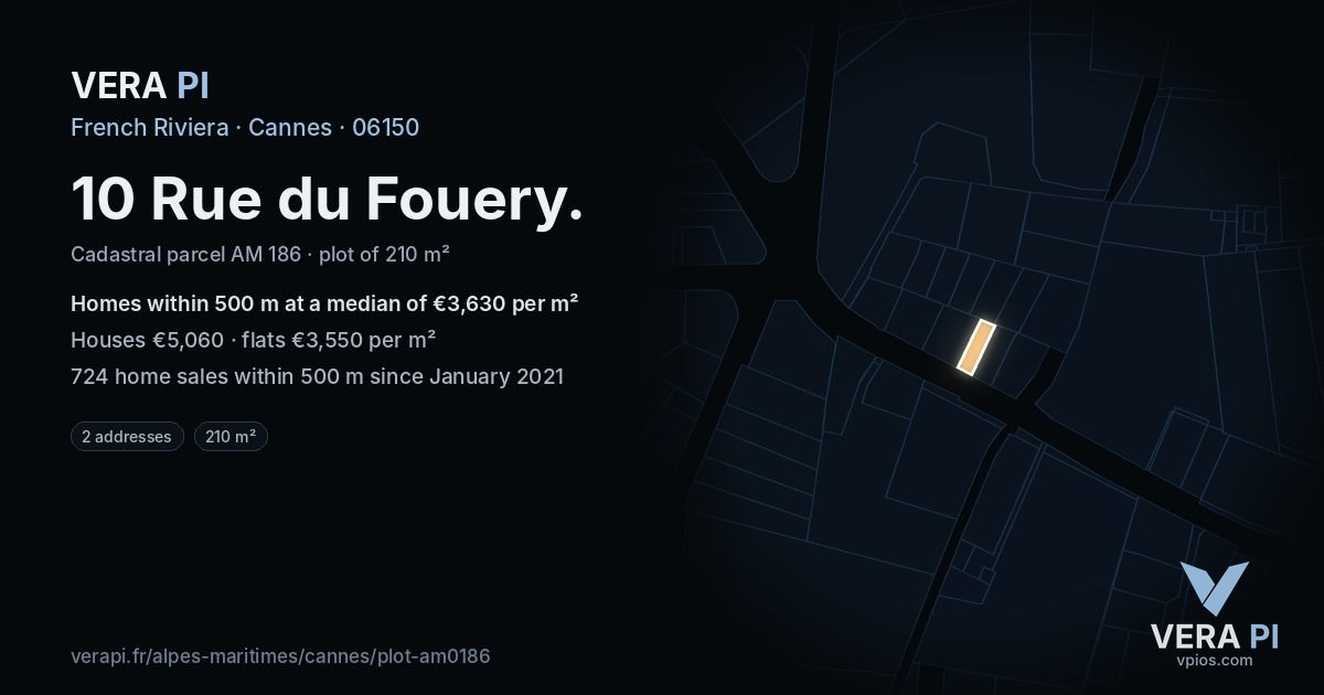 10 Rue du Fouery, Cannes at night – the plot lit, the parcels around coloured by the prices near them