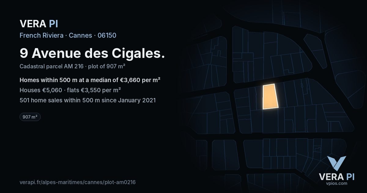 9 Avenue des Cigales, Cannes at night – the plot lit, the parcels around coloured by the prices near them