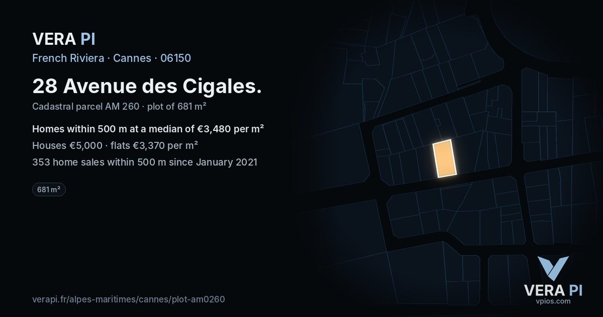 28 Avenue des Cigales, Cannes at night – the plot lit, the parcels around coloured by the prices near them