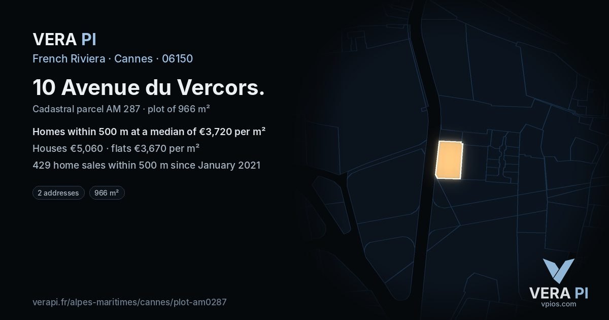 10 Avenue du Vercors, Cannes at night – the plot lit, the parcels around coloured by the prices near them