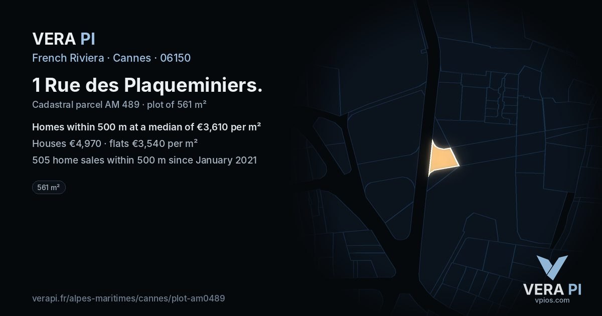 1 Rue des Plaqueminiers, Cannes at night – the plot lit, the parcels around coloured by the prices near them