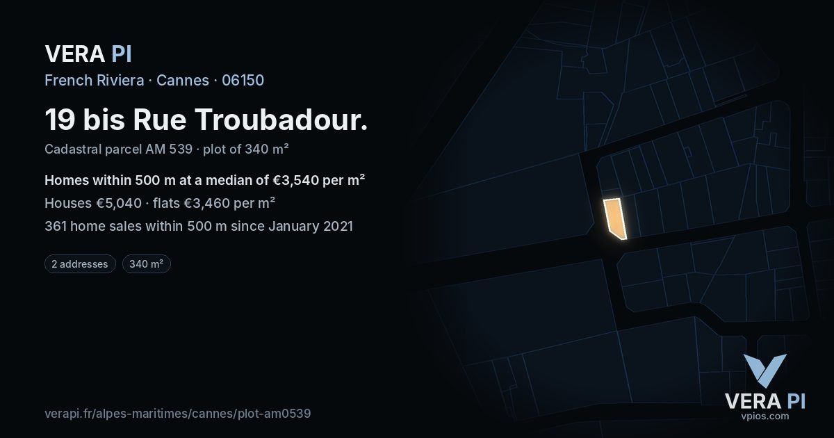 19 bis Rue Troubadour, Cannes at night – the plot lit, the parcels around coloured by the prices near them