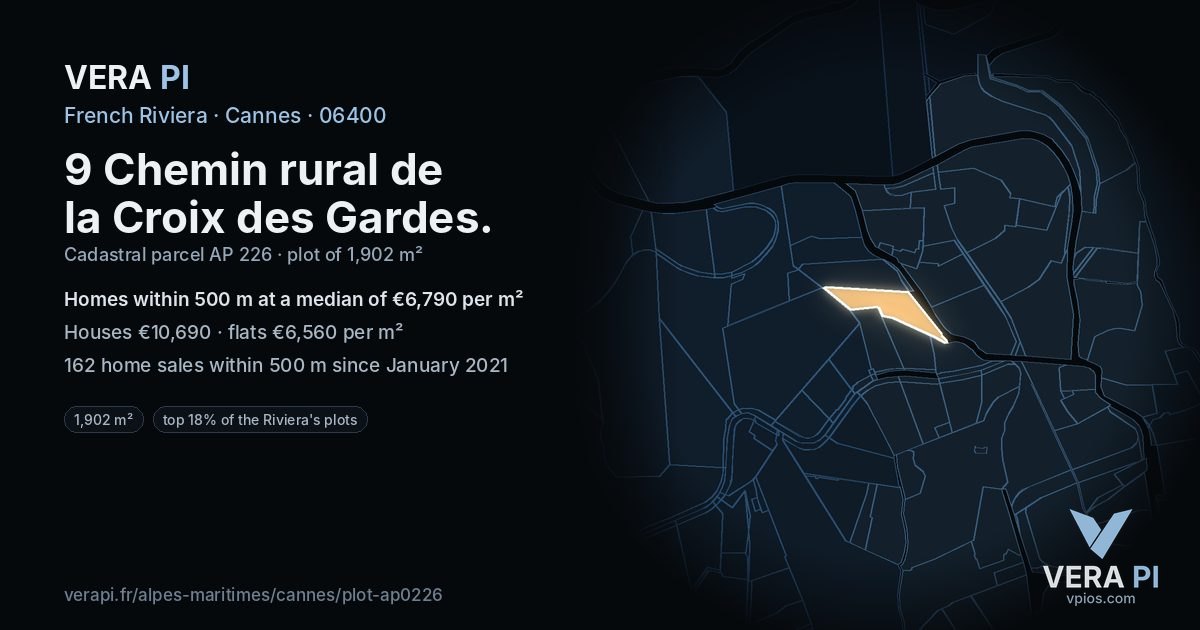 9 Chemin rural de la Croix des Gardes, Cannes at night – the plot lit, the parcels around coloured by the prices near them