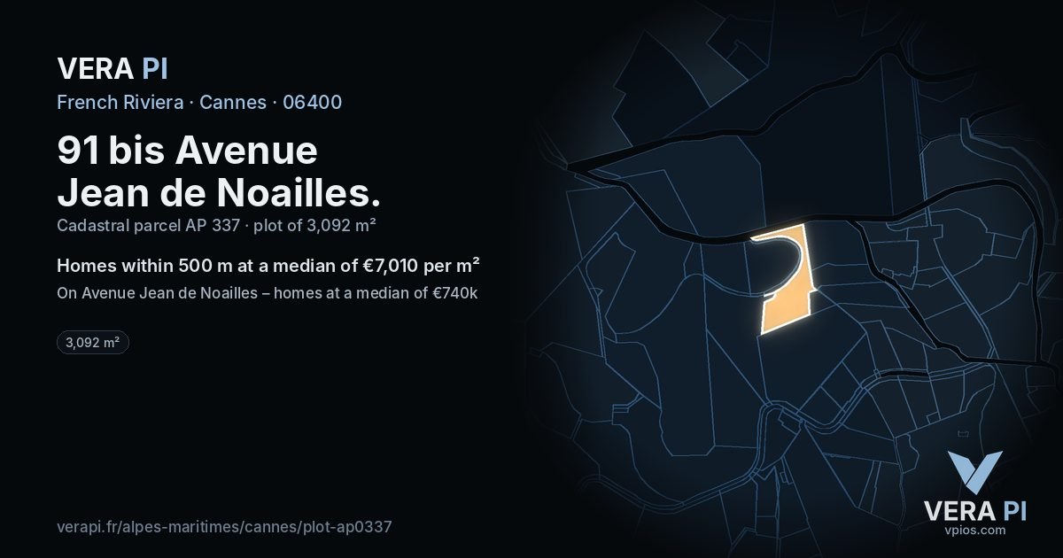 91 bis Avenue Jean de Noailles, Cannes at night – the plot lit, the parcels around coloured by the prices near them