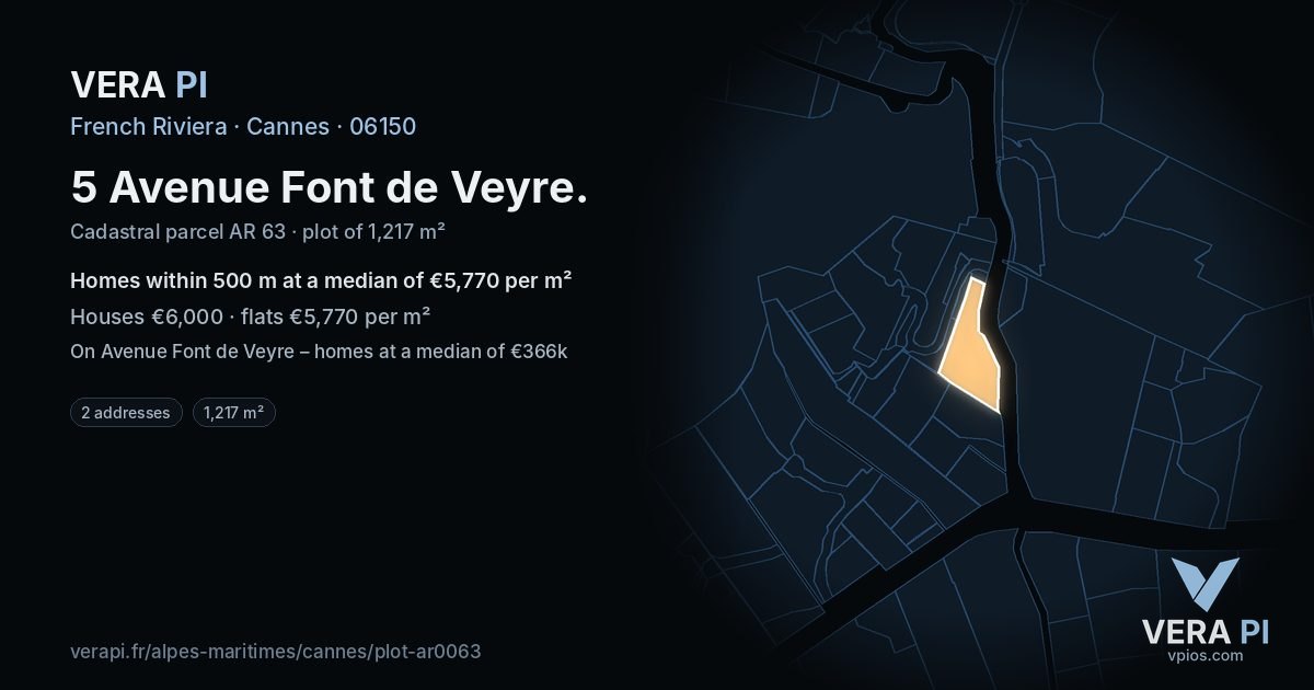 5 Avenue Font de Veyre, Cannes at night – the plot lit, the parcels around coloured by the prices near them