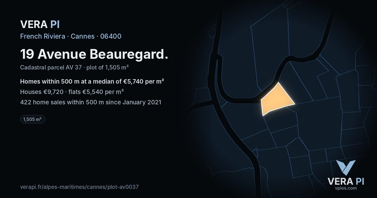 19 Avenue Beauregard, Cannes at night – the plot lit, the parcels around coloured by the prices near them
