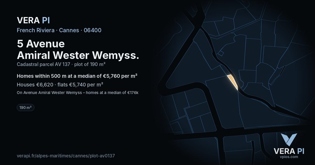 5 Avenue Amiral Wester Wemyss, Cannes at night – the plot lit, the parcels around coloured by the prices near them