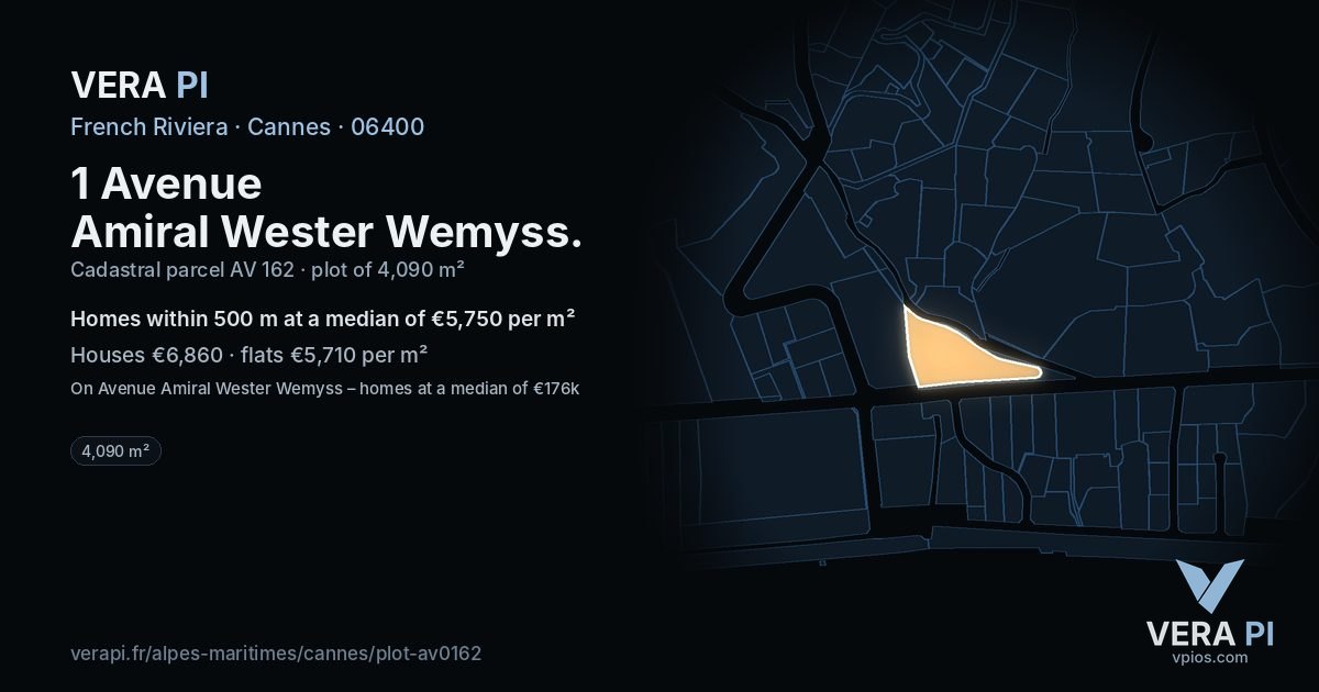 1 Avenue Amiral Wester Wemyss, Cannes at night – the plot lit, the parcels around coloured by the prices near them