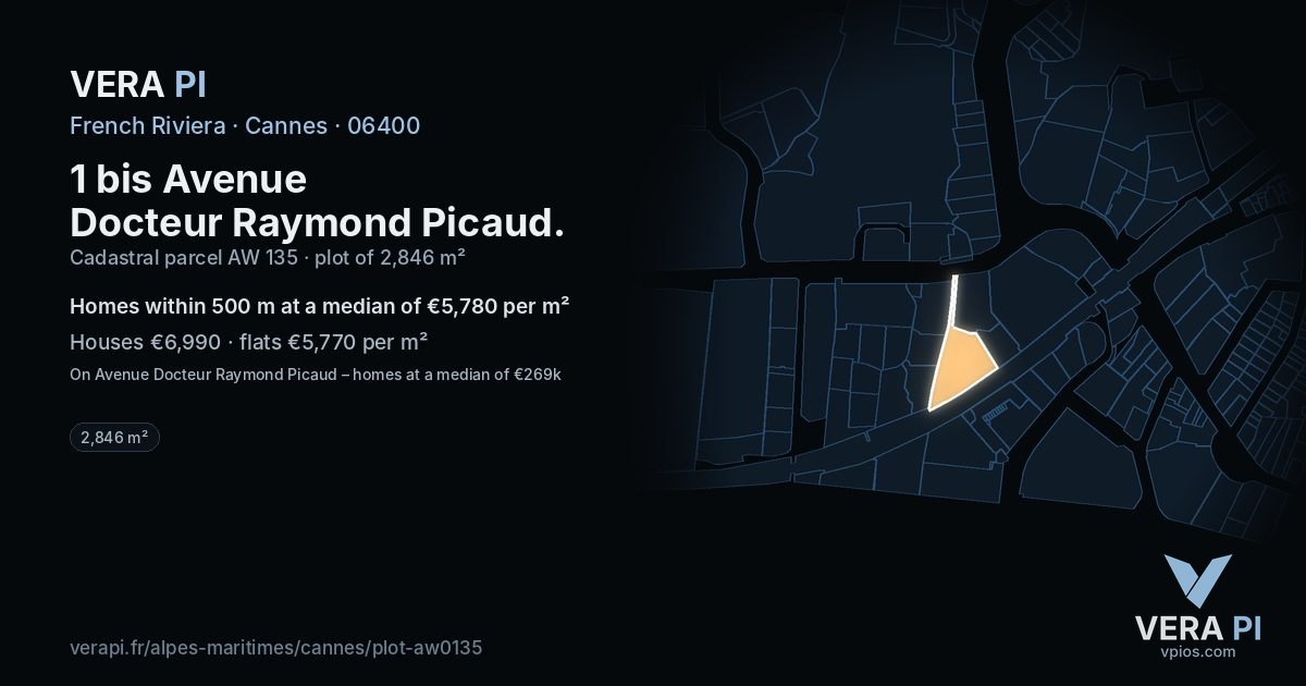 1 bis Avenue Docteur Raymond Picaud, Cannes at night – the plot lit, the parcels around coloured by the prices near them