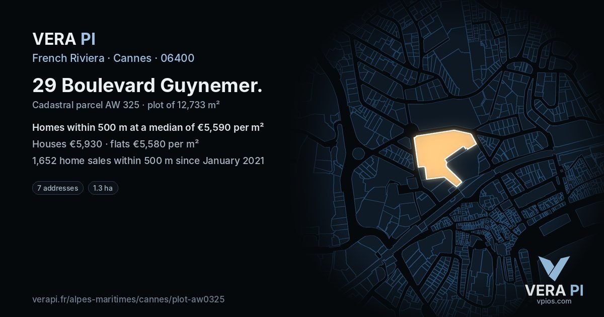 29 Boulevard Guynemer, Cannes at night – the plot lit, the parcels around coloured by the prices near them