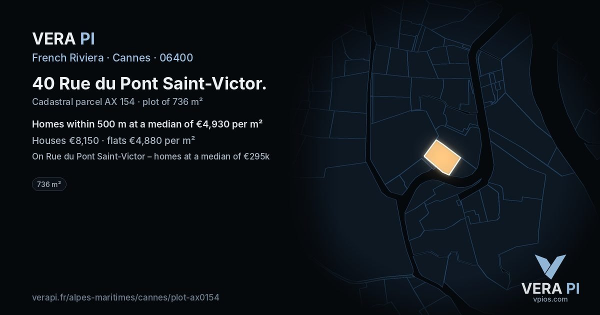 40 Rue du Pont Saint-Victor, Cannes at night – the plot lit, the parcels around coloured by the prices near them