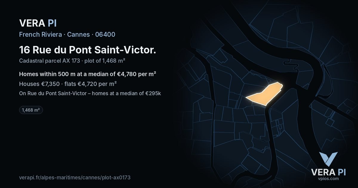 16 Rue du Pont Saint-Victor, Cannes at night – the plot lit, the parcels around coloured by the prices near them