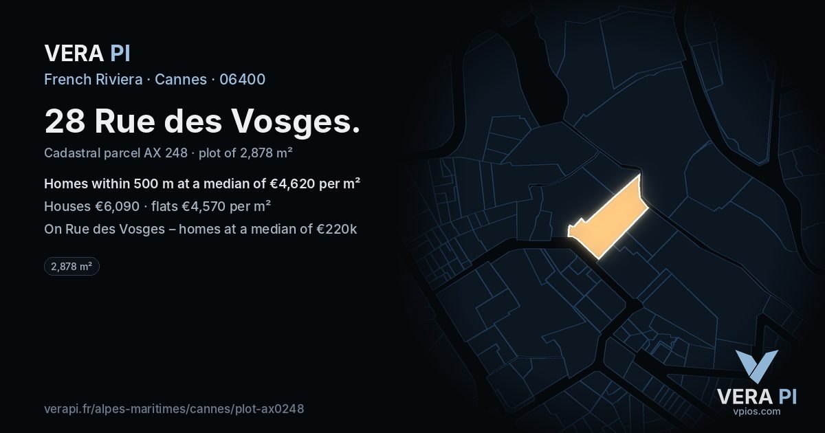 28 Rue des Vosges, Cannes at night – the plot lit, the parcels around coloured by the prices near them