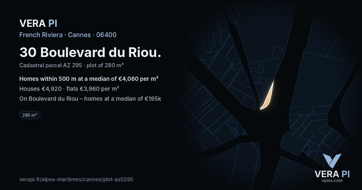 30 Boulevard du Riou, Cannes at night – the plot lit, the parcels around coloured by the prices near them