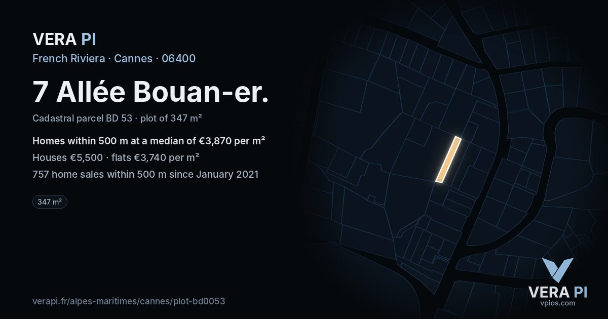 7 Allée Bouan-er, Cannes at night – the plot lit, the parcels around coloured by the prices near them