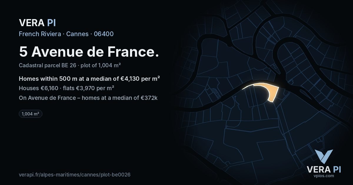 5 Avenue de France, Cannes at night – the plot lit, the parcels around coloured by the prices near them