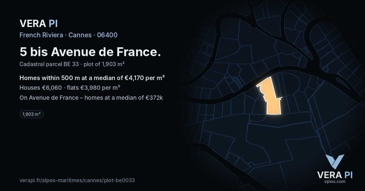 5 bis Avenue de France, Cannes at night – the plot lit, the parcels around coloured by the prices near them