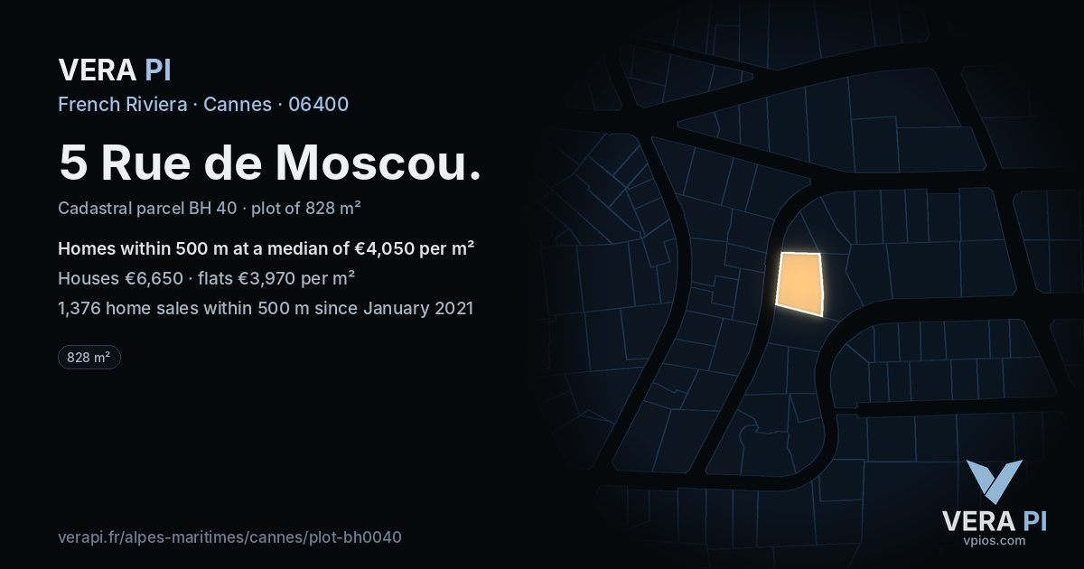 5 Rue de Moscou, Cannes at night – the plot lit, the parcels around coloured by the prices near them