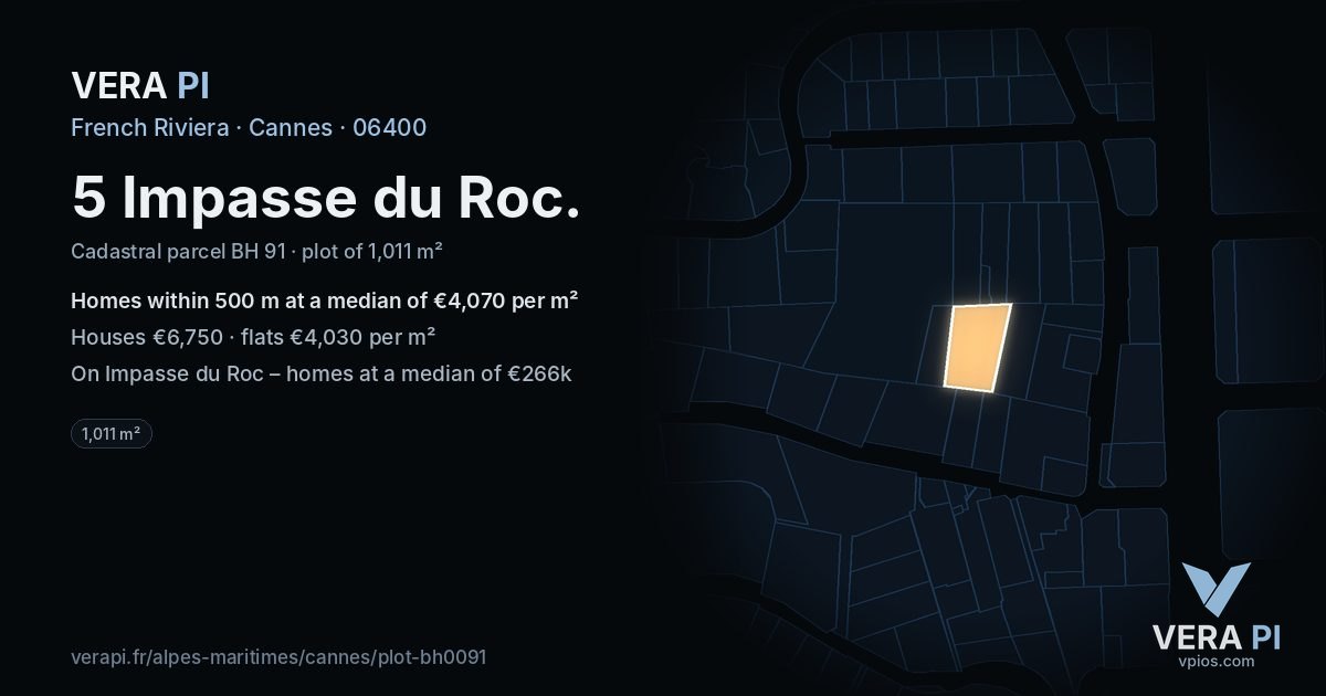 5 Impasse du Roc, Cannes at night – the plot lit, the parcels around coloured by the prices near them