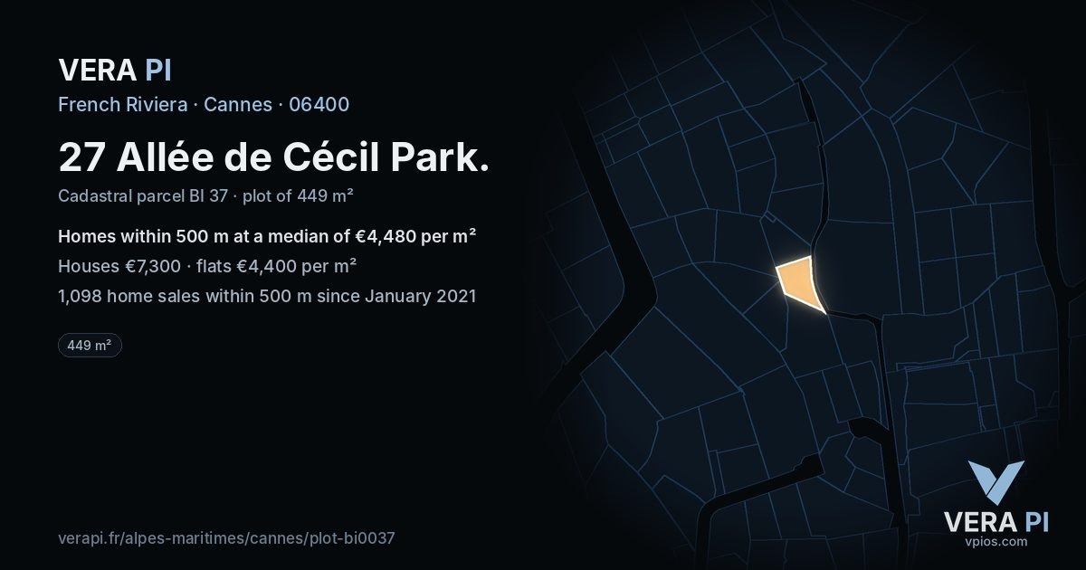 27 Allée de Cécil Park, Cannes at night – the plot lit, the parcels around coloured by the prices near them
