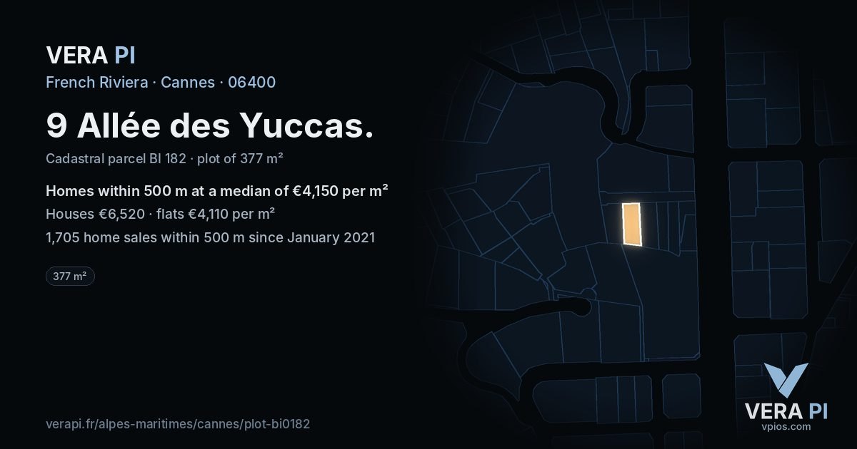 9 Allée des Yuccas, Cannes at night – the plot lit, the parcels around coloured by the prices near them