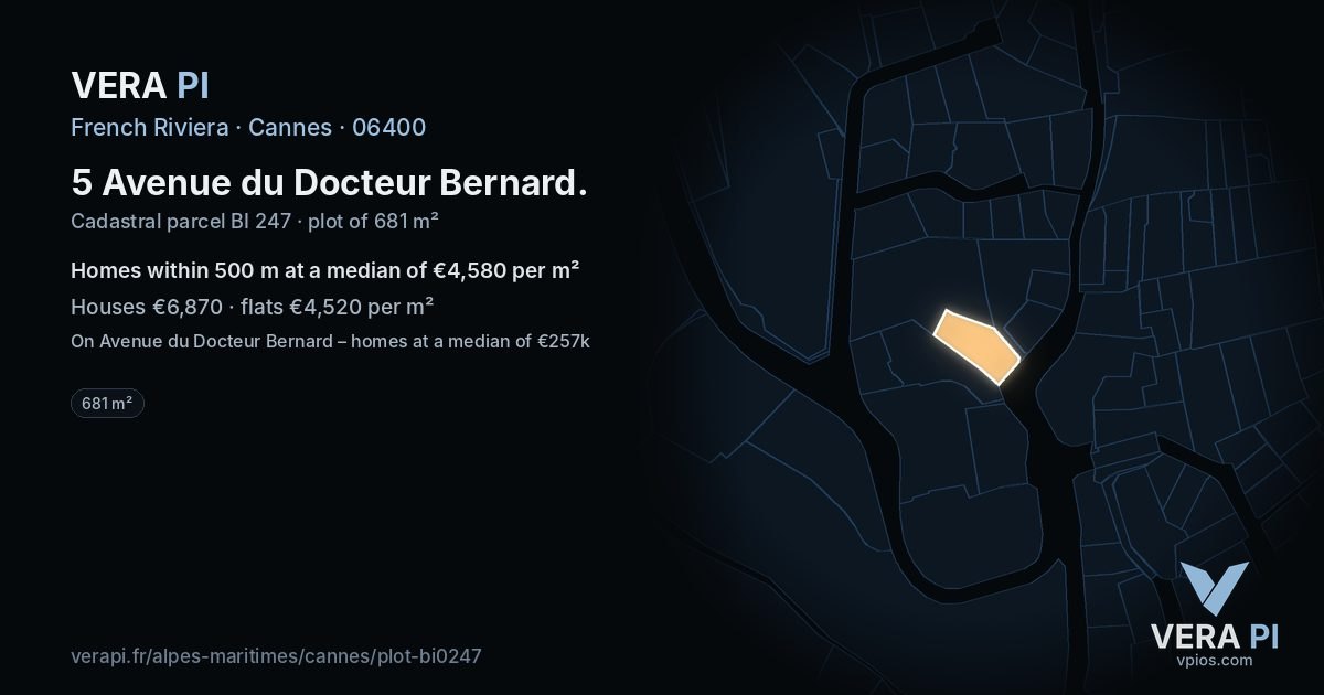 5 Avenue du Docteur Bernard, Cannes at night – the plot lit, the parcels around coloured by the prices near them