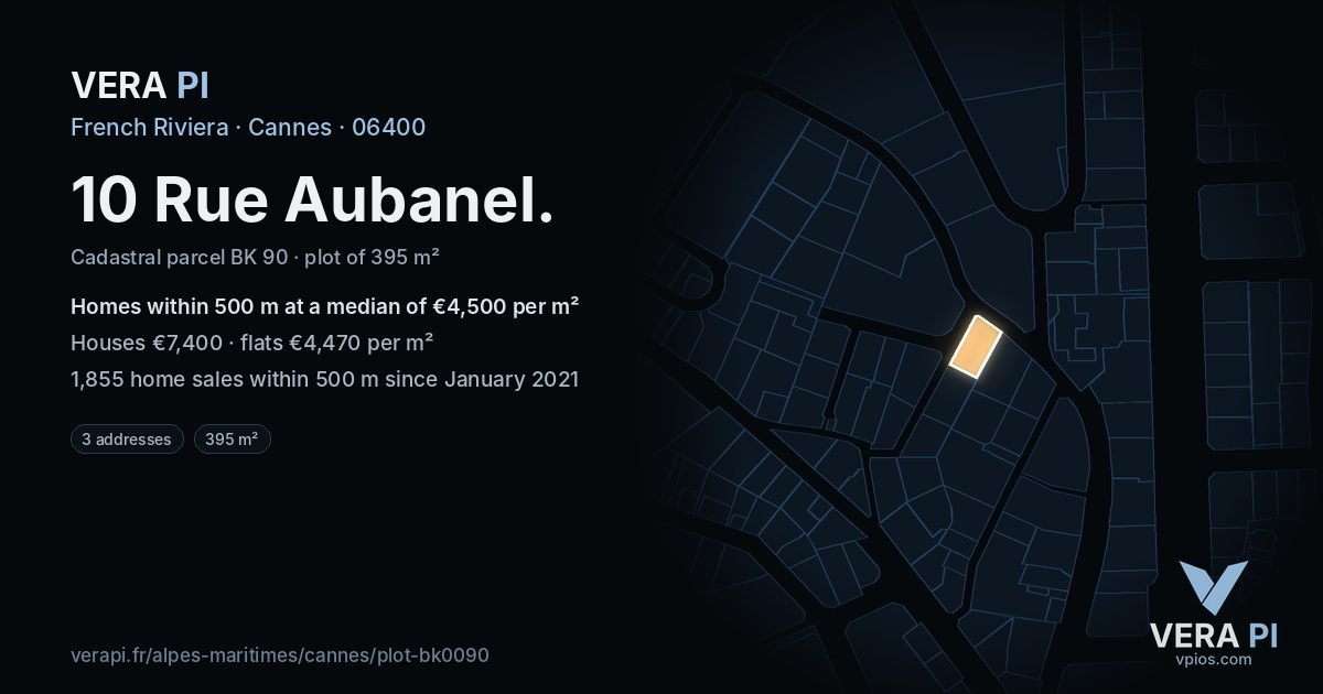 10 Rue Aubanel, Cannes at night – the plot lit, the parcels around coloured by the prices near them