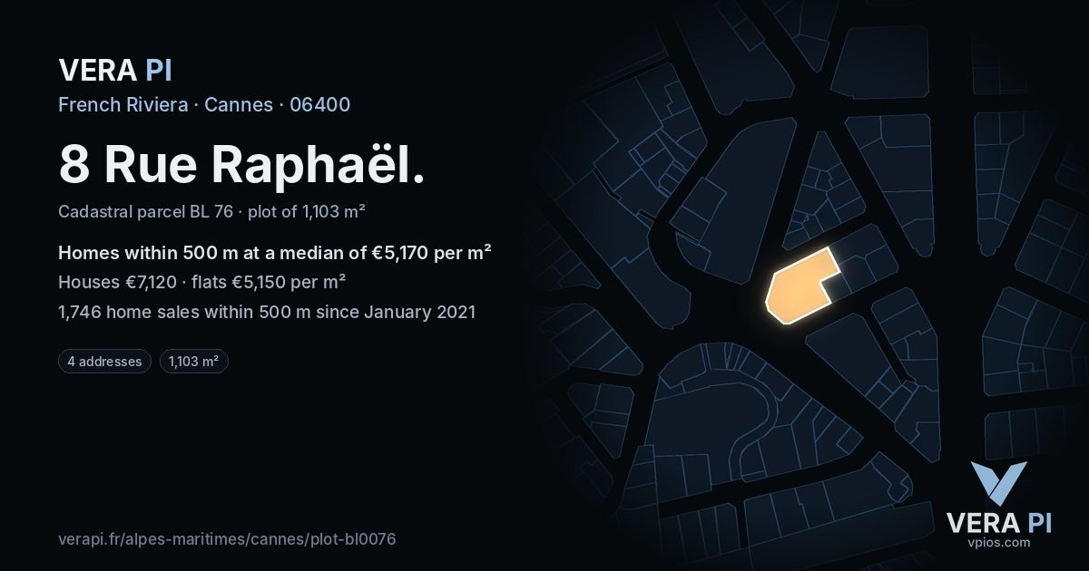 8 Rue Raphaël, Cannes at night – the plot lit, the parcels around coloured by the prices near them