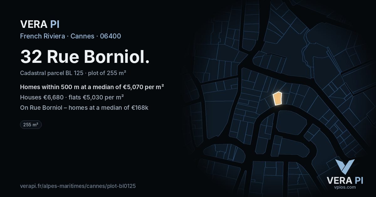 32 Rue Borniol, Cannes at night – the plot lit, the parcels around coloured by the prices near them