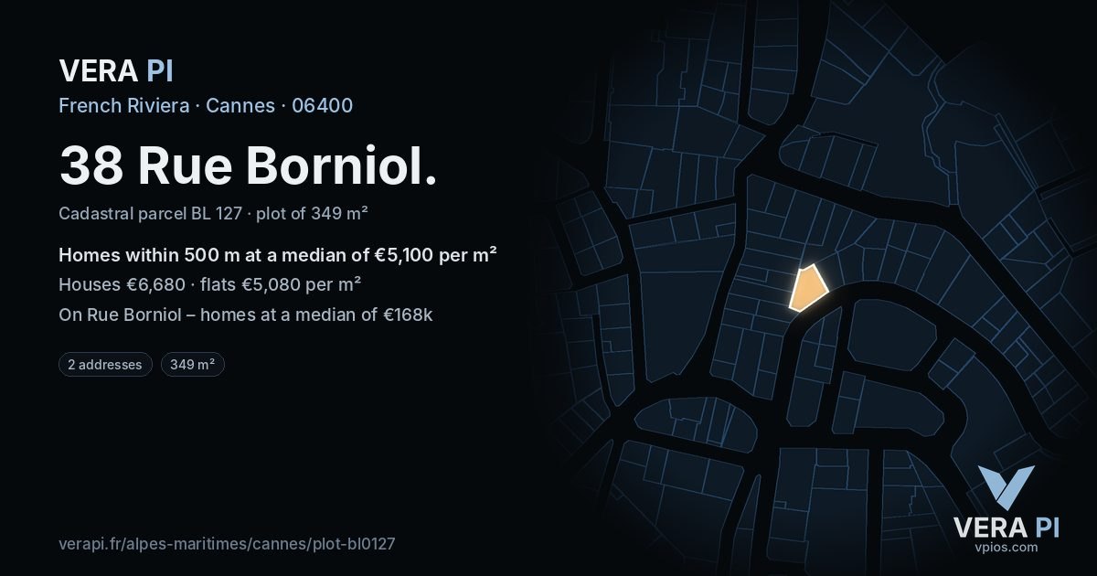 38 Rue Borniol, Cannes at night – the plot lit, the parcels around coloured by the prices near them