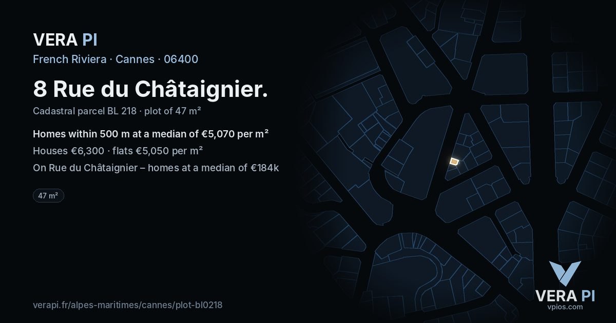 8 Rue du Châtaignier, Cannes at night – the plot lit, the parcels around coloured by the prices near them