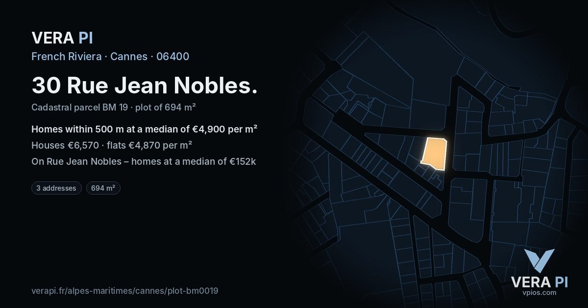 30 Rue Jean Nobles, Cannes at night – the plot lit, the parcels around coloured by the prices near them